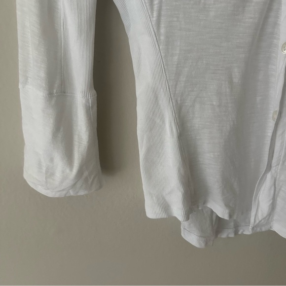 James Perse Slub Side Panel Button Front Shirt in White
Size 2 - Picture 8 of 11